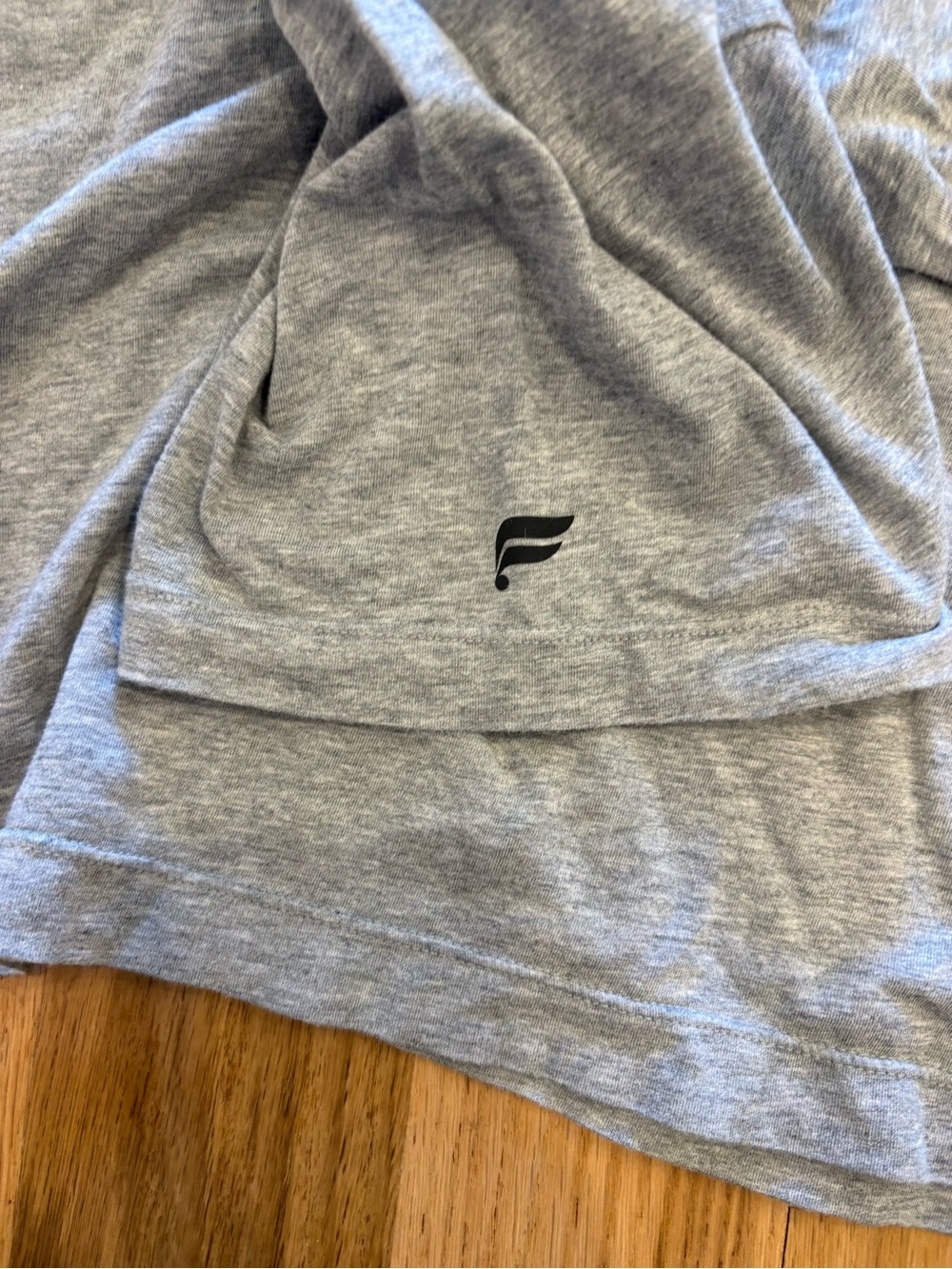 Fabletics tshirt - Picture 3 of 3